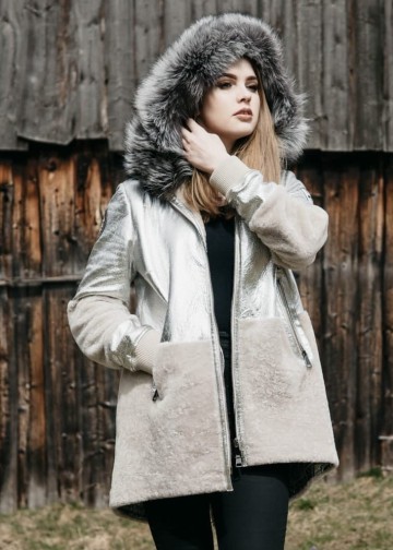 Kożuch damski z lisem srebrny AKD-80SR