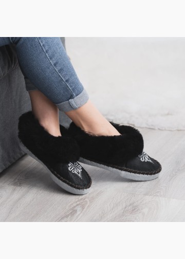 Tradycyjne kapcie damskie parzenica Mila Black