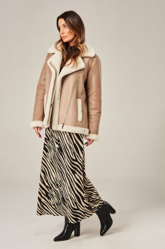 Kożuch damski casual camel Ola AKD-20BE