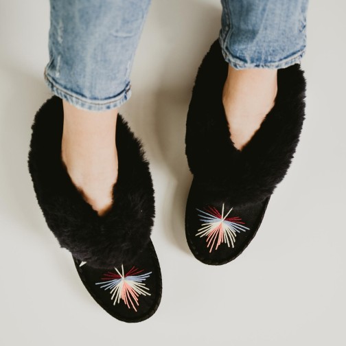 Tradycyjne kapcie damskie Snug Feet