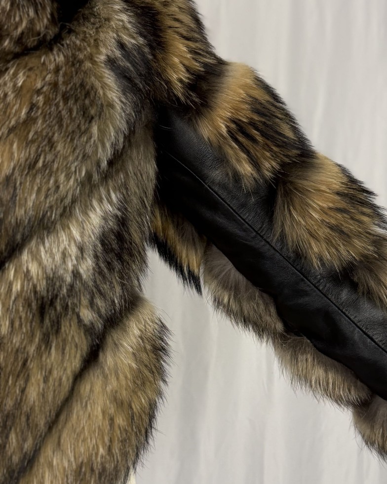 jenor closeup.jpg